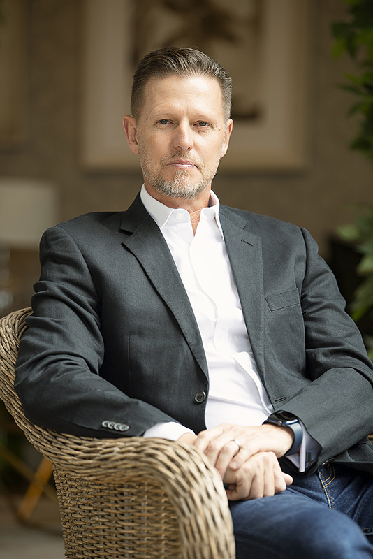 Professional corporate headshots by Kevin Mark Pass Professional corporate headshots in lifestyle setting by Kevin Mark Pass in Johannesburg, Gauteng